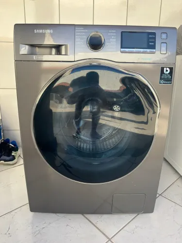Lava e seca Samsung w10