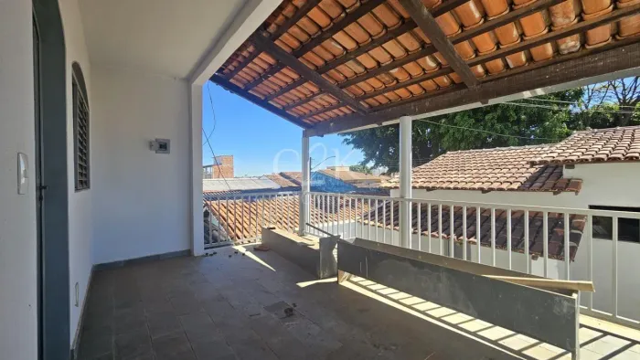 Casa para Venda em Goiânia, Setor Novo Horizonte, 4 dormitórios, 1 suíte, 3 banheiros, 3 v