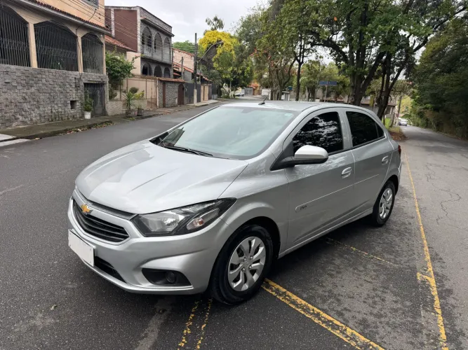 Chevrolet Onix Hatch LT 1.0 8V Flex Mec. 4P 2019