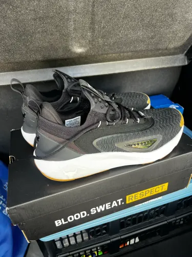 Tênis Under Armour Project Rock 7
