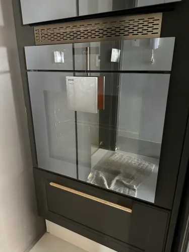 Forno GORENJE BY STARCK