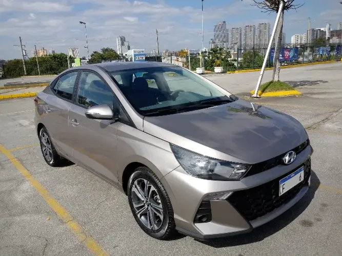 Hyundai HB20S Platinum 1.0 TB Flex 12V AUT 2023
