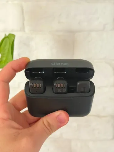 Microfone Ulanzi J12 - Lapela no plastico