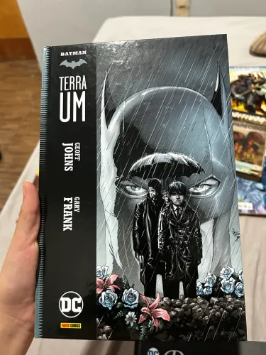 Batman: Terra Um