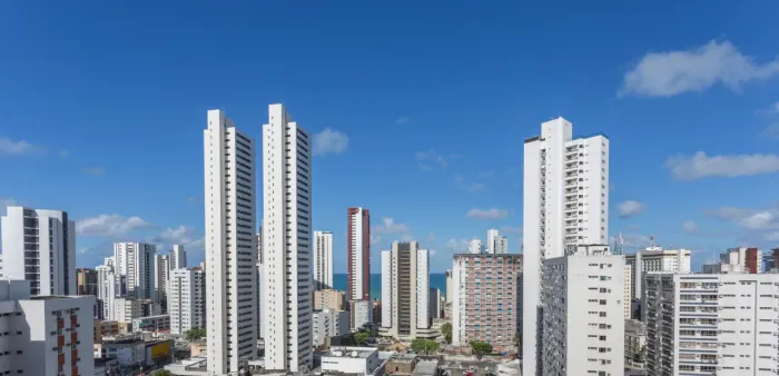 Flat no 16º pavimento, vista mar, até 4 hóspedes, 8 minutos a pé para praia.