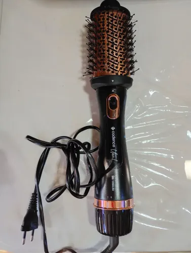Escova secadora