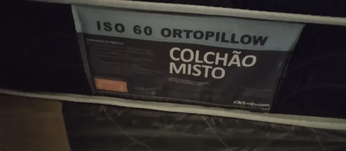 Vendo cama de casal de colchão duplo