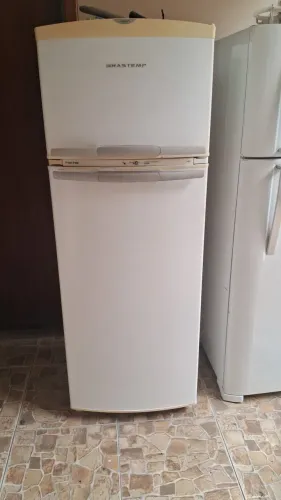 Vendo geladeira Brastemp frost free