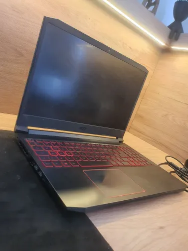 Acer Nitro 5 AN515-57 | i5-11400H | GTX 1650 | 16GB RAM | SSD 512GB em excelente estado