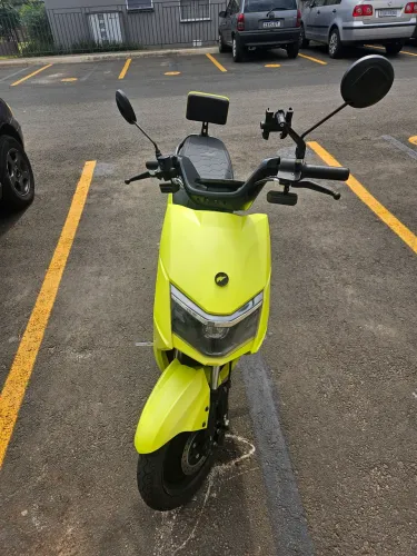 Scooter Elétrica Juna 1000W ( Troco )