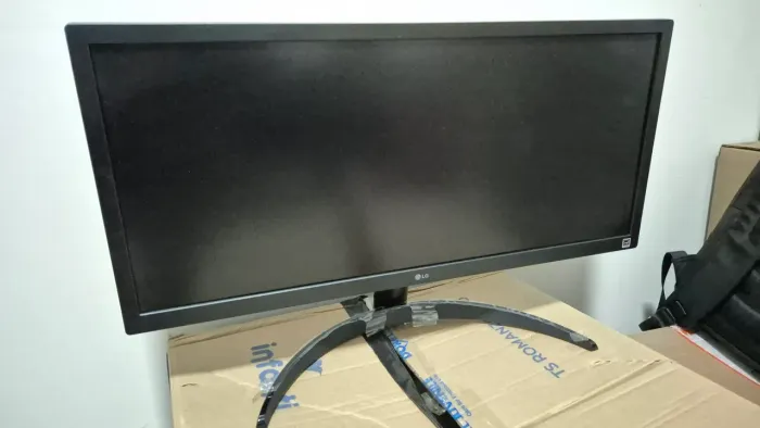 Monitor LG 25" Ultrawide 2560x1080 Full HD