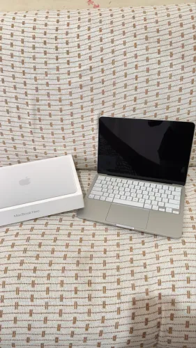 MacBook Neo Silver 256gb 8gb de RAM (Garantia de Apple)