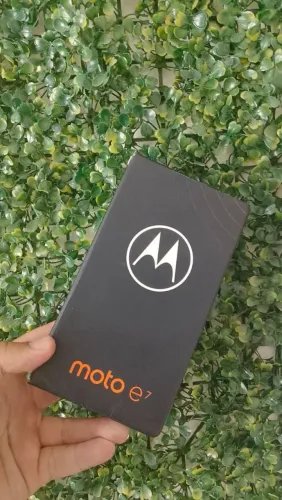 Celular 300