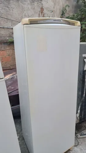 Geladeira + frete grátis
