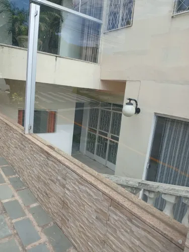 Alugo casa com proprietário