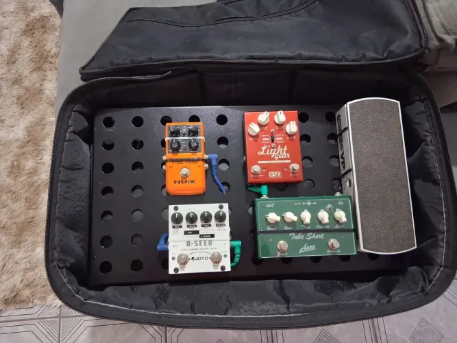 Vendo Set de Pedais Completo
