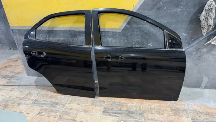 Porta lado direito Ford Ka 2017