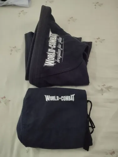 Kimono Jiu-jitsu World Combat  TAMANHO A1