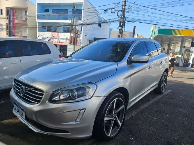 Volvo XC 60 2.0 T5 5P 2015