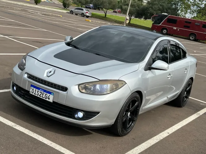 Renault Fluence Sed. Dynamique 2.0 16V Flex Mec. 2013