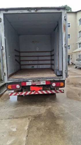 Carretos & mudanças  /PEQUENAS 