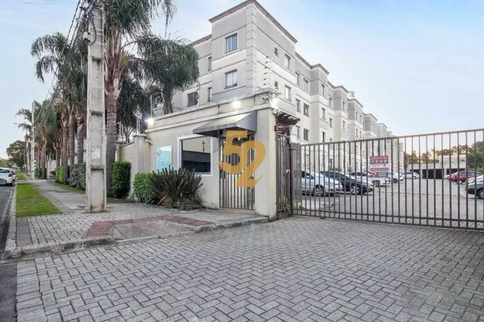 Apartamento 2 quartos semi mobiliado no Novo Mundo