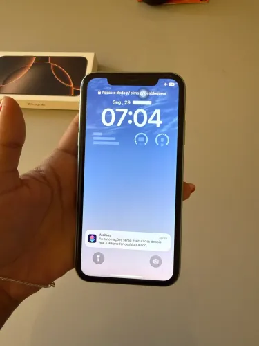 iPhone 11