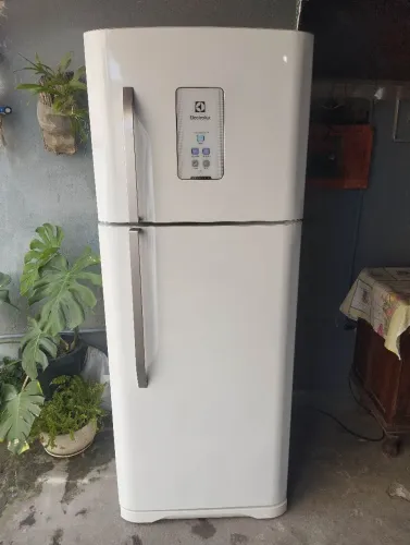 Geladeira Electrolux frost free 440 litros ENTREGO