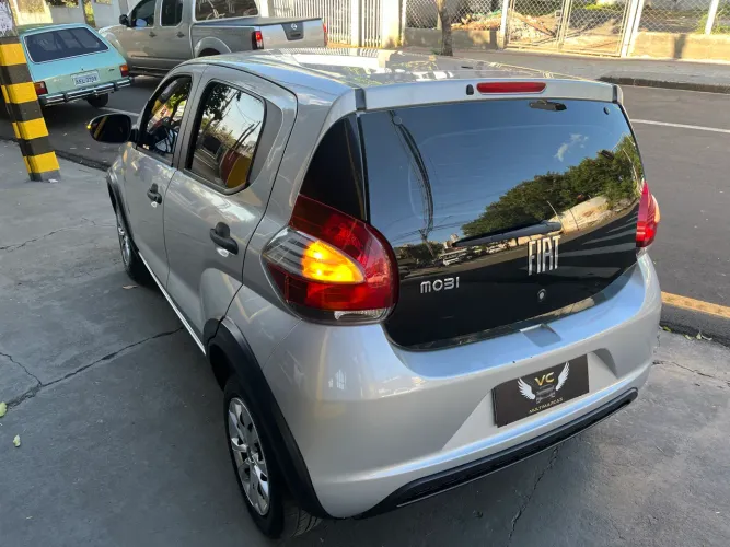 Fiat Mobi Like 1.0 Fire Flex 5P. 2022