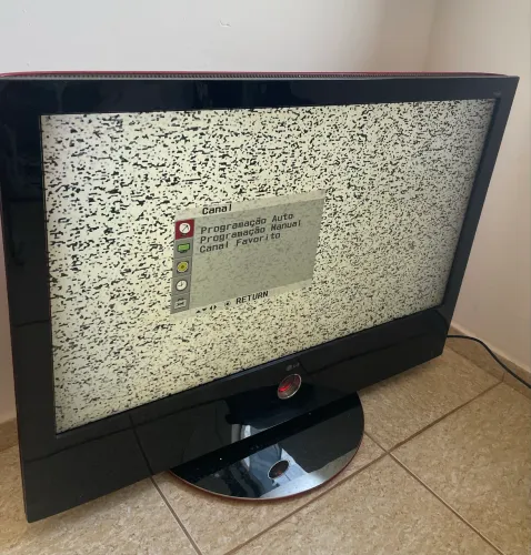 TV LG 42? LCD Full HD