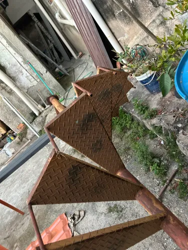Escada de ferro 
