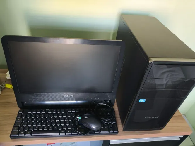 Computador básico completo.