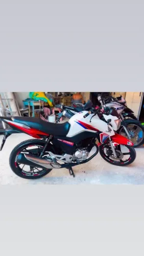 Vendo cg titan 160 especial 40 anos