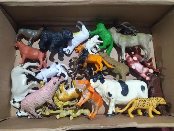 Lote de animais diversos