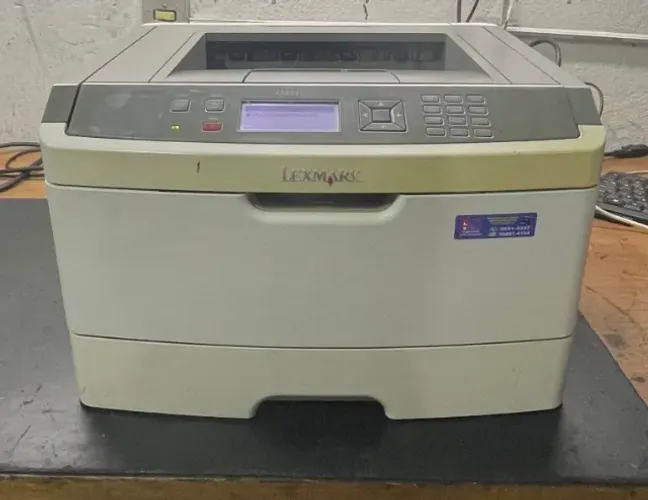 Impressora laser Lexmark E460Impressora laser Lexmark E460