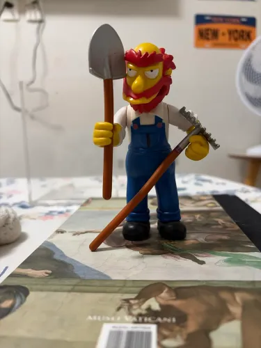 Action figure playmates Simpsons, Zelador williy, em ótimo estado, importado