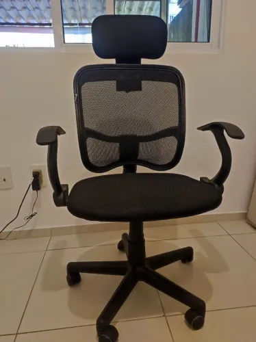 Cadeira office Goltentec Ergonômica - suporta até 120kg