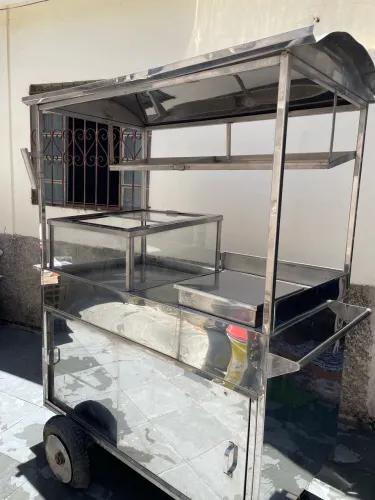 Carrinho d lanche ou cachorro quente 