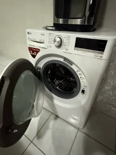 Máquina de Lavar Funcionando Perfeitamente (Motivo: Desapego/Mudança)