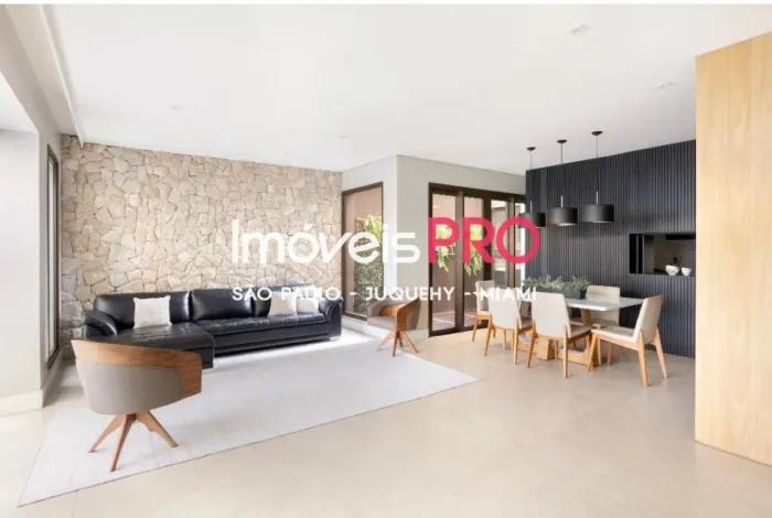 Casa em condomínio, charmosa e sofisticada, com 593²m, no Brooklin!!