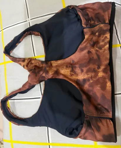 Vendo Top athletic pro boost Live! Com bojo removível Tamanho P