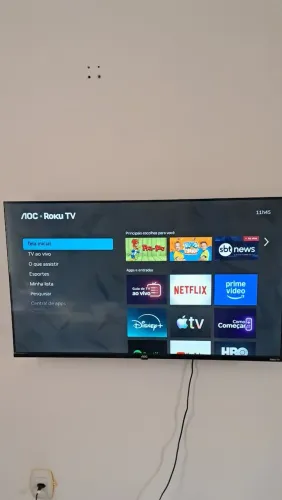 Smart TV 43" AOC Roku TV - Semi-nova + Entrega + Brinde (Antena) (Excelente Estado)