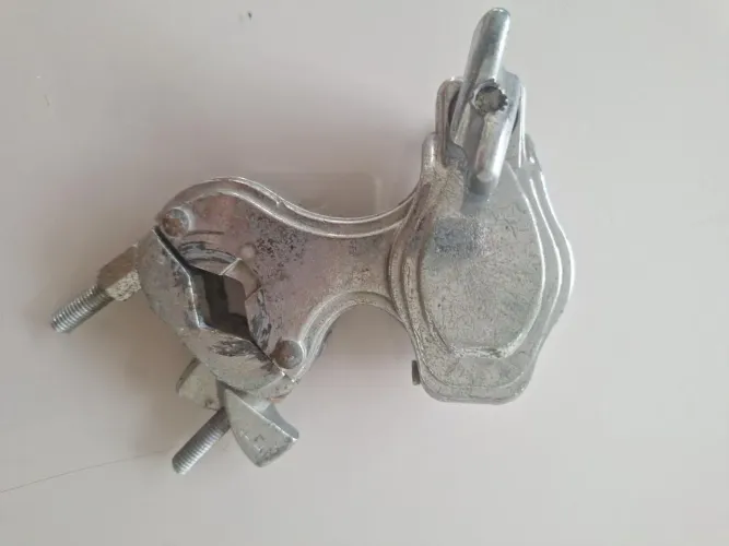 Clamp (braçadeira) de bateria e braço de suporte