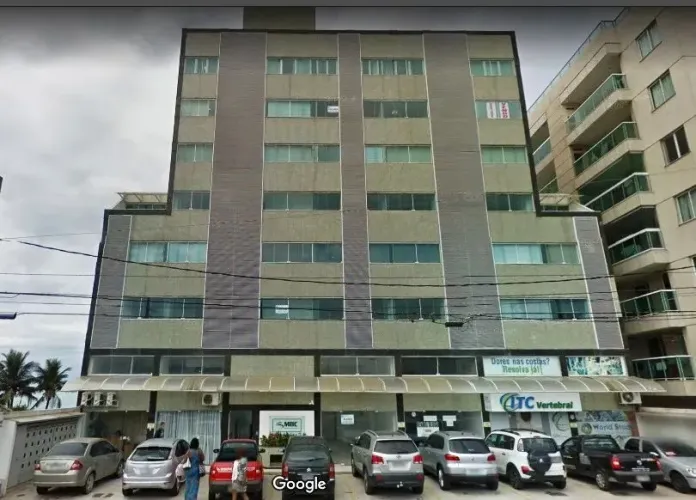 Ótima oportunidade! Loja com pé direito duplo na Praia Campista, 100% comercial, doc ok.
