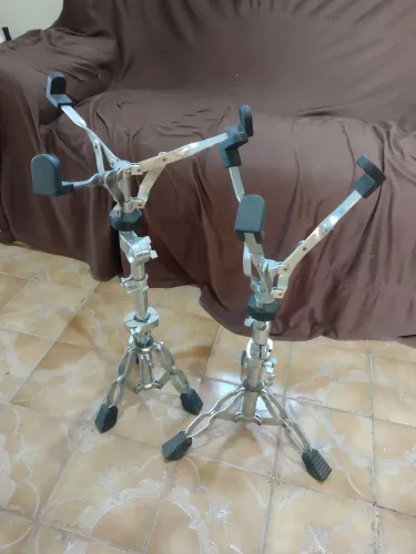 2 Suporte de Caixa de bateria tripé seminovo