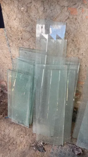 Prateleiras de vidro
