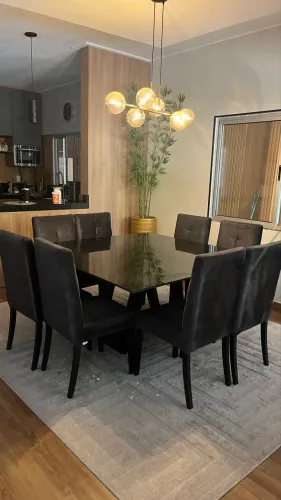 Mesa de jantar 8 lugares