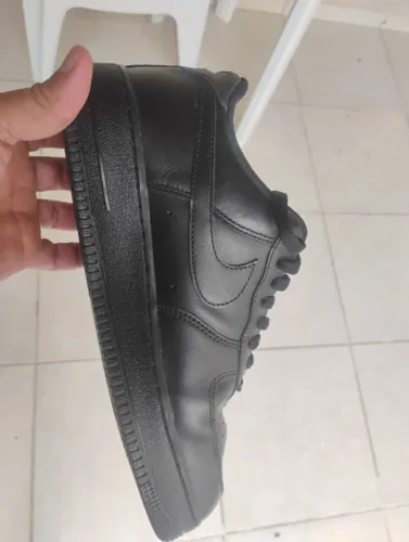 tenis nike air force one black original  42 pouco usado (site nike)