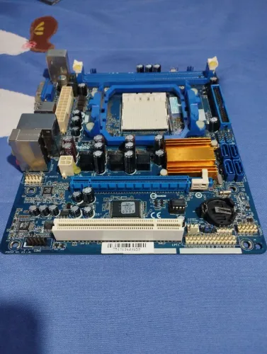 Placa mãe AM3 ou processador com possível defeito 