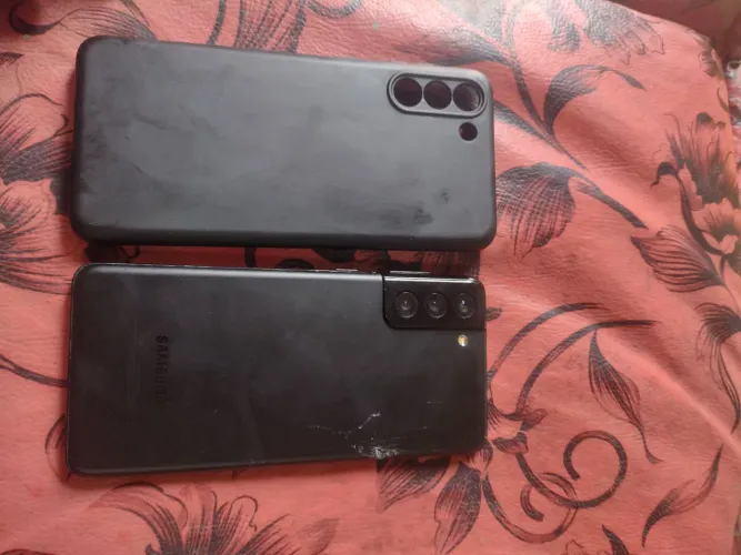 Celular s21 plus perfeito 